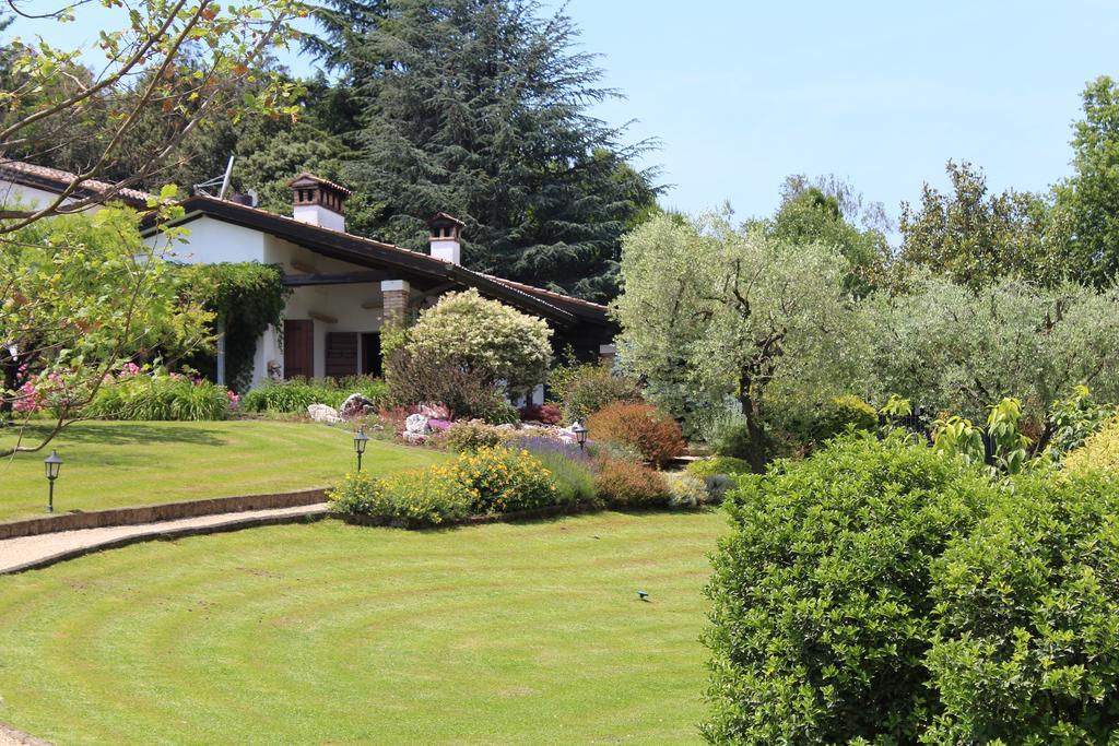 Country House Barone D'אסולו מראה חיצוני תמונה