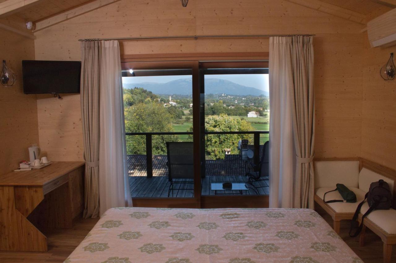 Country House Barone D'אסולו מראה חיצוני תמונה